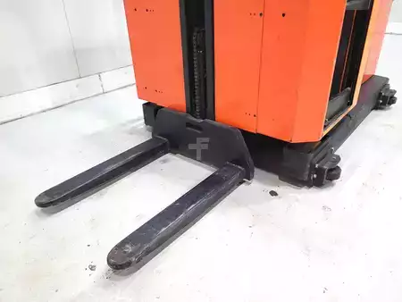 Vertikal-Kommissionierer 2011  BT OP1000HSE (4)