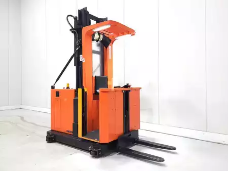 Vertikal-Kommissionierer 2011  BT OP1000HSE (2)