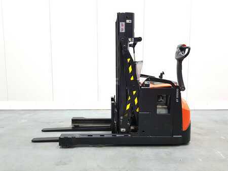 Stacker stå på 2018  BT SWE120XR (7)
