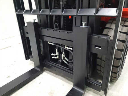 Elektro čtyřkolový VZV 2025  EP Equipment EFL303 280 NC (4)