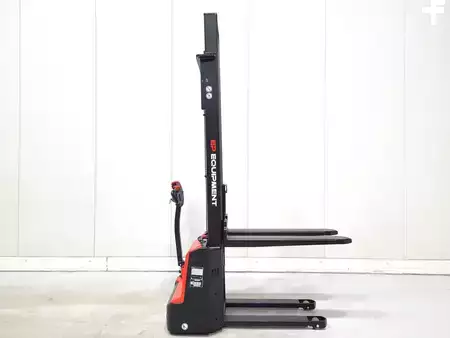 Stapelaars met staplatform 2026  EP Equipment DS3 (1)