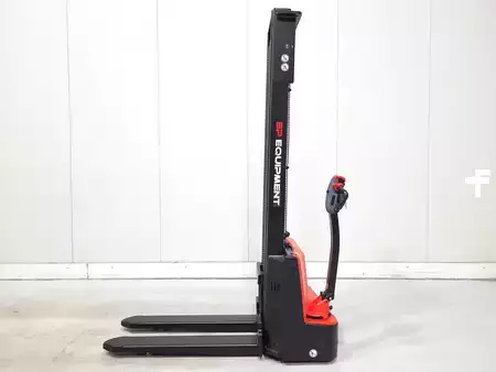 Stapelaars met staplatform 2026  EP Equipment DS3 (7)