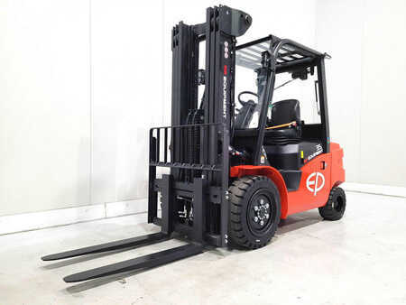 Chariots électriques à 4 roues 2025  EP Equipment EFL353 280 HC (2)