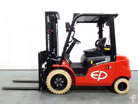 Elektromos 4 kerekű 2023  EP Equipment EFL303B 205 HC (7)