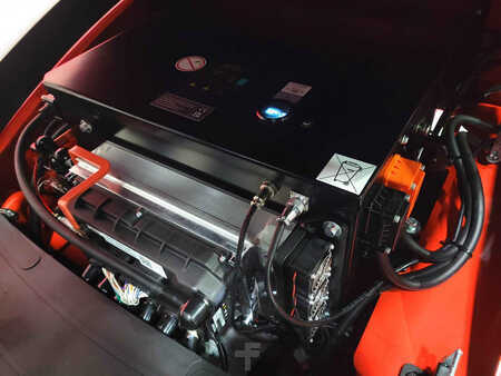 Chariots électriques à 4 roues 2025  EP Equipment EFL353 280 FC (6)