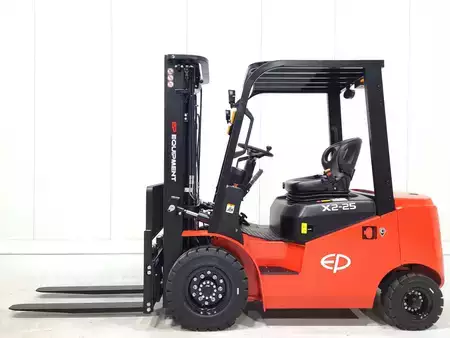 Elektro čtyřkolový VZV 2025  EP Equipment EFL252X2 280 NC (1)