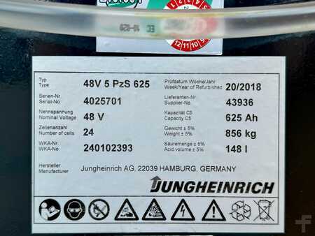 3-wiel elektrische heftrucks 2011  Jungheinrich EFG218k (15)