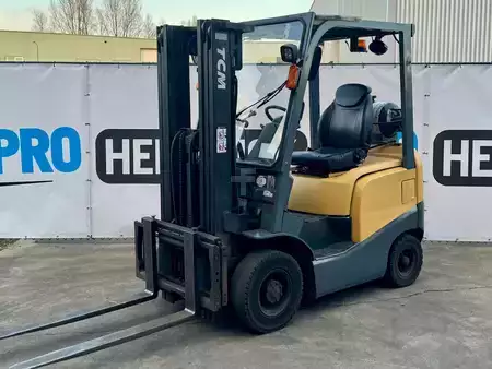 LPG Forklifts 2010  TCM FHG15T3 (1)