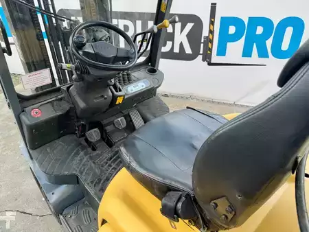 LPG Forklifts 2010  TCM FHG15T3 (5)