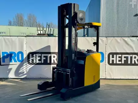 Chariots à mât rétractable 2014  BT RRE 160 (2)