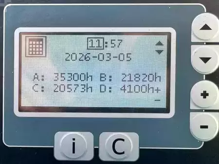 Chariots à mât rétractable 2014  BT RRE 160 (8)