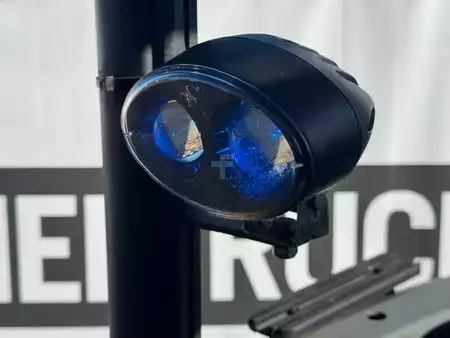 Chariots à mât rétractable 2014  BT RRE 160 (9)