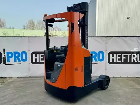 Chariots à mât rétractable 2014  BT RRE 160 R (1)