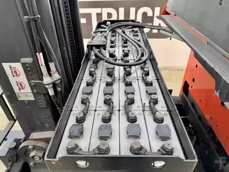 Chariots à mât rétractable 2014  BT RRE 160 R (11)