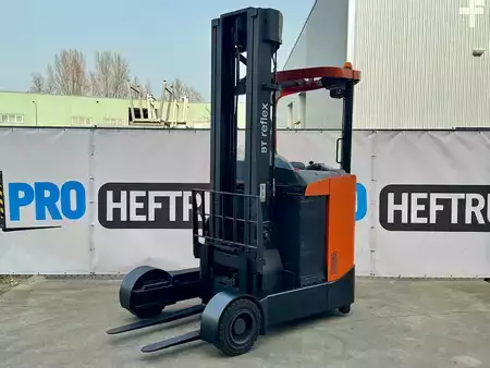 Chariots à mât rétractable 2014  BT RRE 160 R (2)