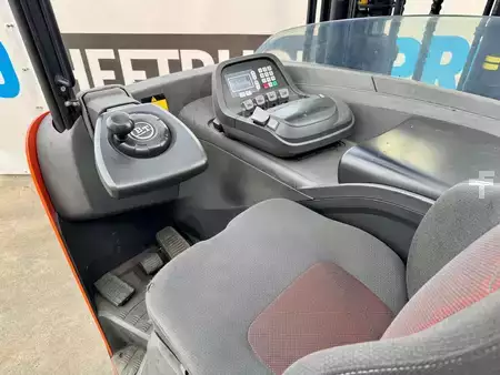 Chariots à mât rétractable 2014  BT RRE 160 R (5)