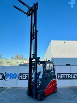 Elektro 4 Rad 2007  Linde E20 (3)