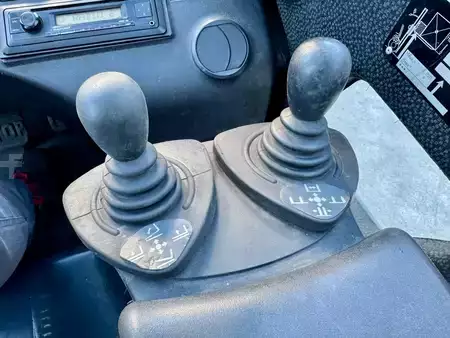 Elektro 4 Rad 2007  Linde E20 (9)