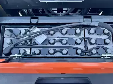 Stapelaars 2018  Toyota SWE120XR (8)