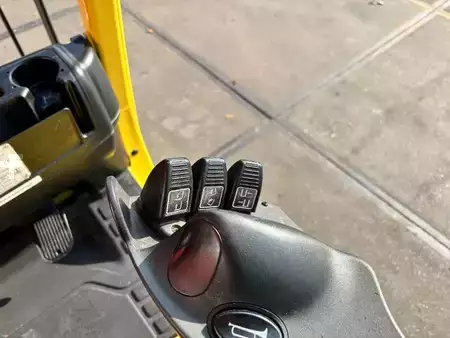 Chariots élévateurs GPL 2016  Hyster H 1.6 FT LPG heftruck 1600 kg (13)