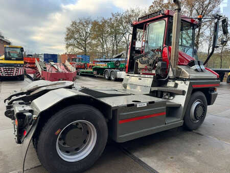 Terminálový traktor 2013  Terberg RT 223 (7)