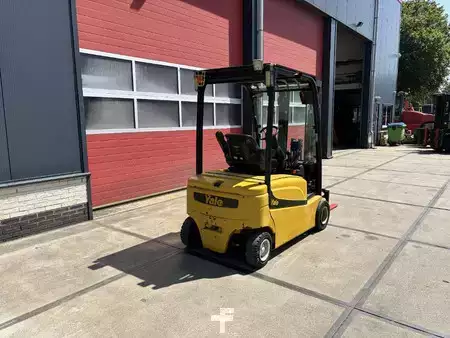 4-wiel elektrische heftrucks 2010  Yale ERP 20 VF LWB 2000kg freelift heftruck (2702HOURS) (2)