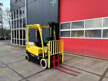 Carrelli elettrici 4 ruote 2017  Hyster J 2.00 XN LWB 336 HOURS (3)