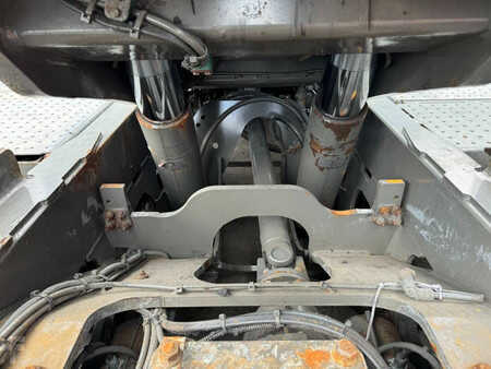 Tracteurs à bagages 2018  Terberg YT222 (19)