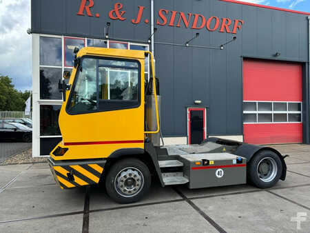 Tracteurs à bagages 2018  Terberg YT222 (2)