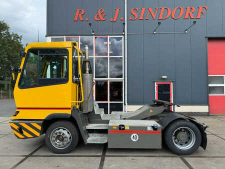 Tracteurs à bagages 2018  Terberg YT222 (20)