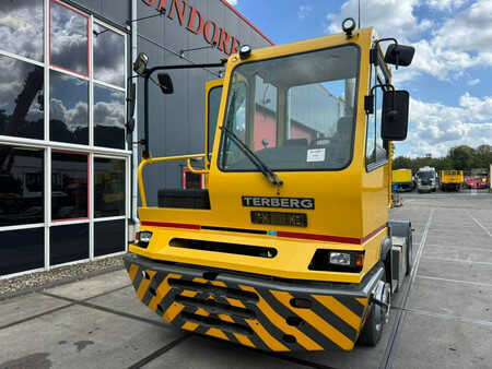 Tracteurs à bagages 2018  Terberg YT222 (5)