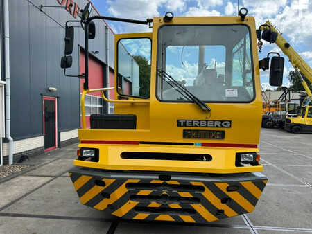 Tracteurs à bagages 2018  Terberg YT222 (6)