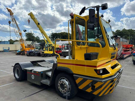 Tracteurs à bagages 2018  Terberg YT222 (8)