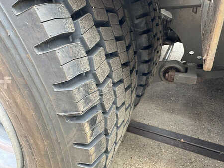 Tracteurs à bagages 2018  Terberg YT222 (9)