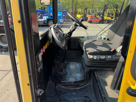 Terminal tractor 2012  Terberg RT283 (16)