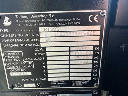 Terminal tractor 2012  Terberg RT283 (19)
