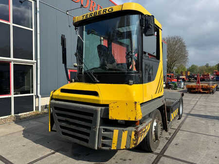 Terminal tractor 2012  Terberg RT283 (4)