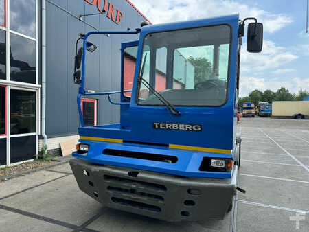 Tracteur à bagages 2013  Terberg YT222 (4)