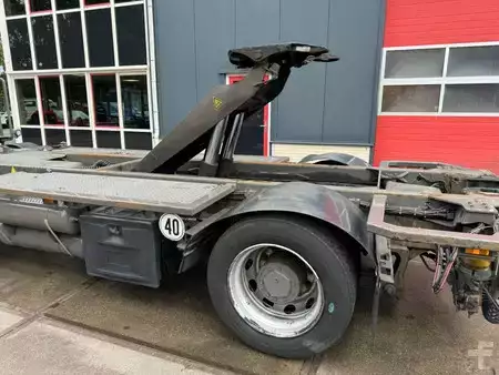 Trator de terminal 2018  Terberg BC 182 (24)