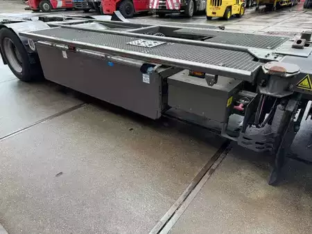 Trator de terminal 2018  Terberg BC 182 (8)