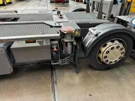 Trator de terminal 2018  Terberg BC 182 (9)