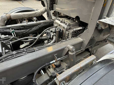 Trator de terminal 2018  Terberg BC182 (20)