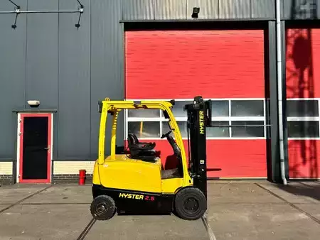 El truck - 4 hjulet 2014  Hyster J2.5 XN 2500kg E- heftruck (16)