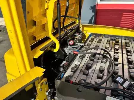 El truck - 4 hjulet 2019  Hyster J2.5 XN 2500kg E- heftruck triplo (21)