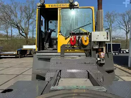 Terminaltraktor 2012  Terberg RT 382 (11)