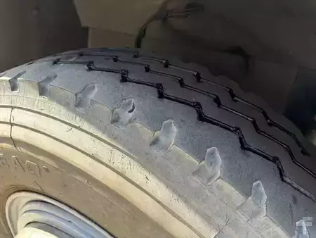 Terminaltraktor 2012  Terberg RT 382 (14)