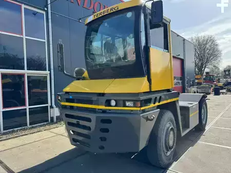 Terminaltraktor 2012  Terberg RT 382 (4)