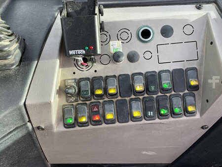 Trator de terminal 2013  Terberg RT223 (15)