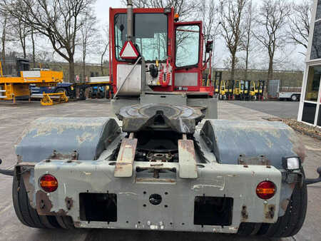 Terminál traktor 2006  Terberg YT 182 (10)