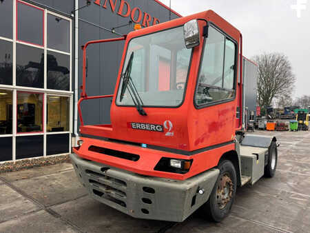 Terminál traktor 2006  Terberg YT 182 (4)